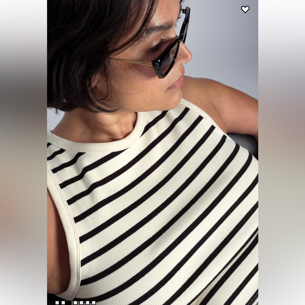 H&M Ribbed Striped Crop Top Tank - Picture 4 of 16